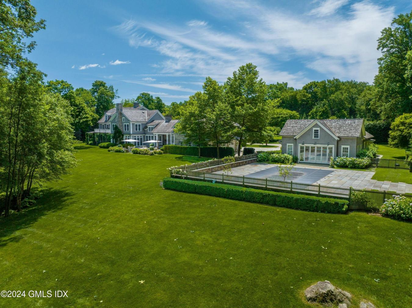 Greenwich, Connecticut, 06831, United States, 7 Bedrooms Bedrooms, ,7 BathroomsBathrooms,Residential,For Sale,1844404