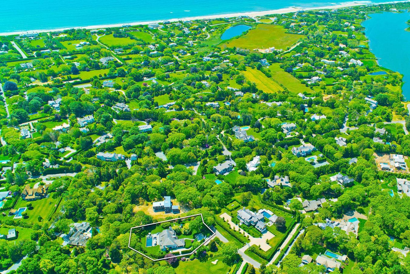 Village of East Hampton, New York, 11937, United States, 6 Bedrooms Bedrooms, ,5 BathroomsBathrooms,Residential,For Sale,1844403