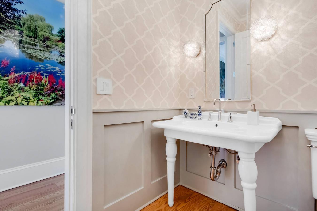 Village of East Hampton, New York, 11937, United States, 6 Bedrooms Bedrooms, ,5 BathroomsBathrooms,Residential,For Sale,1844403