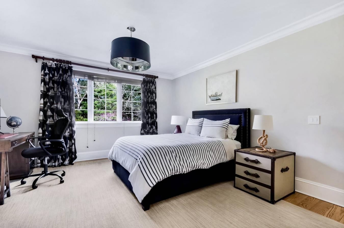 Village of East Hampton, New York, 11937, United States, 6 Bedrooms Bedrooms, ,5 BathroomsBathrooms,Residential,For Sale,1844403