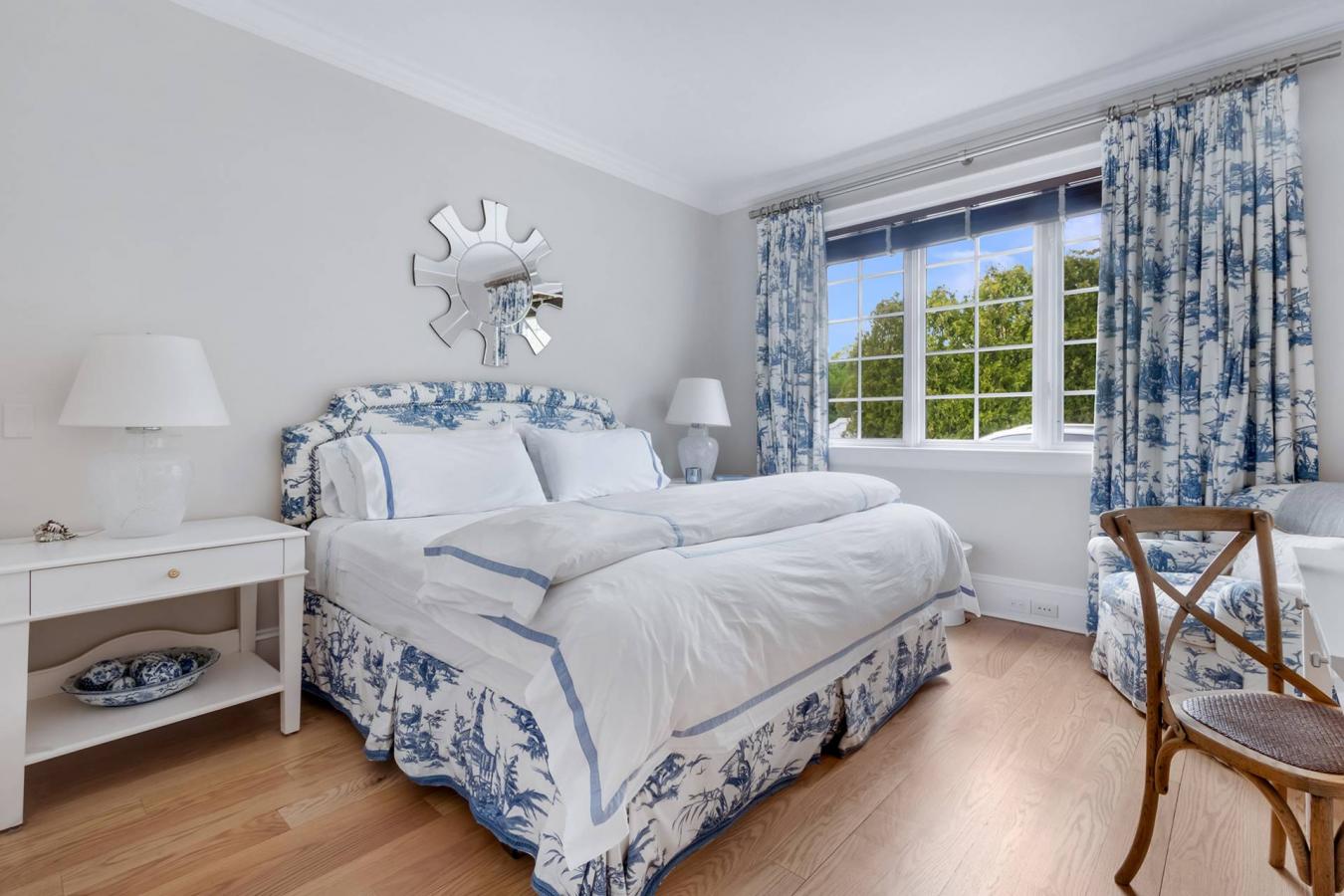 Village of East Hampton, New York, 11937, United States, 6 Bedrooms Bedrooms, ,5 BathroomsBathrooms,Residential,For Sale,1844403