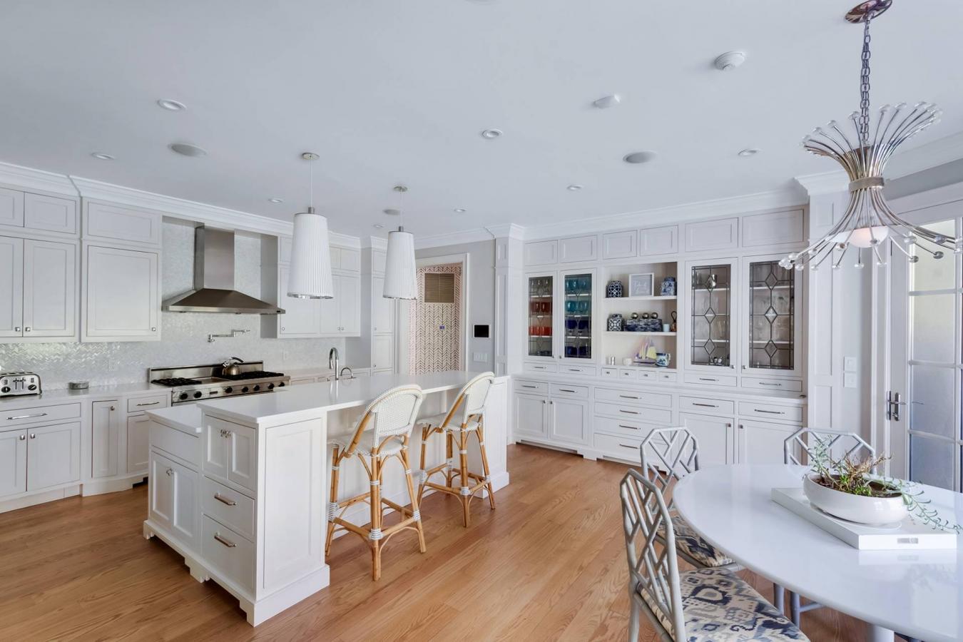 Village of East Hampton, New York, 11937, United States, 6 Bedrooms Bedrooms, ,5 BathroomsBathrooms,Residential,For Sale,1844403