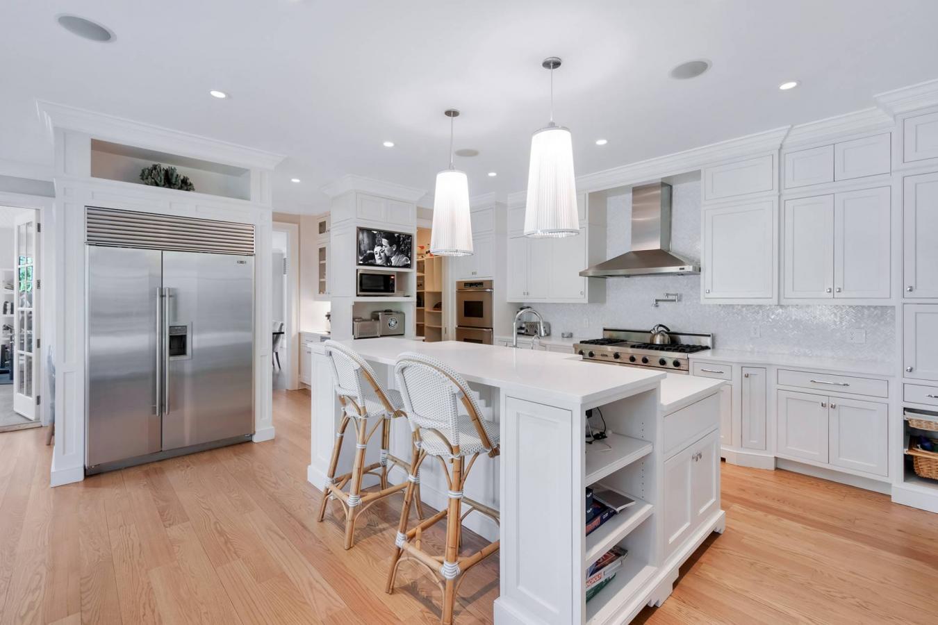 Village of East Hampton, New York, 11937, United States, 6 Bedrooms Bedrooms, ,5 BathroomsBathrooms,Residential,For Sale,1844403