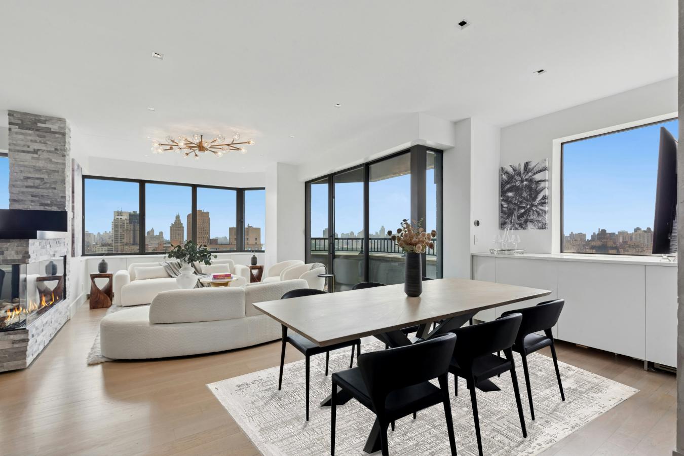 New York, New York, 10023, United States, 4 Bedrooms Bedrooms, ,4 BathroomsBathrooms,Residential,For Sale,1844398