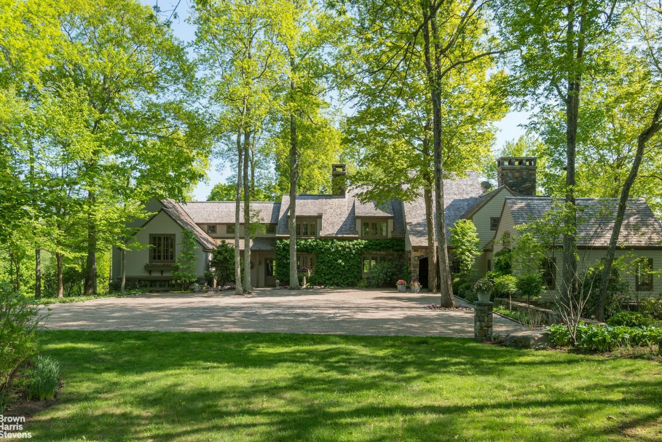WASSAIC, New York, 12522, United States, 6 Bedrooms Bedrooms, ,7 BathroomsBathrooms,Residential,For Sale,1944223