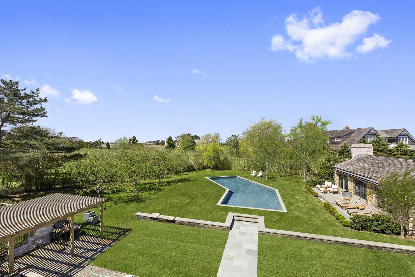 Bridgehampton, New York, 11932, United States, 3 Bedrooms Bedrooms, ,3 BathroomsBathrooms,Residential,For Sale,1844392