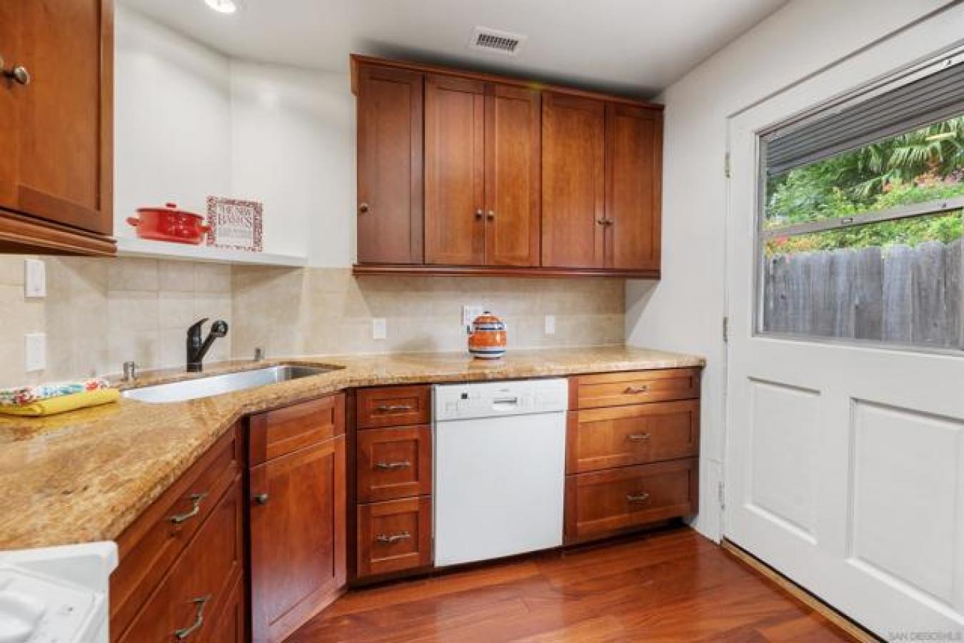 Escondido, San Diego, 92025, United States, 3 Bedrooms Bedrooms, ,3 BathroomsBathrooms,Residential,For Sale,1858532