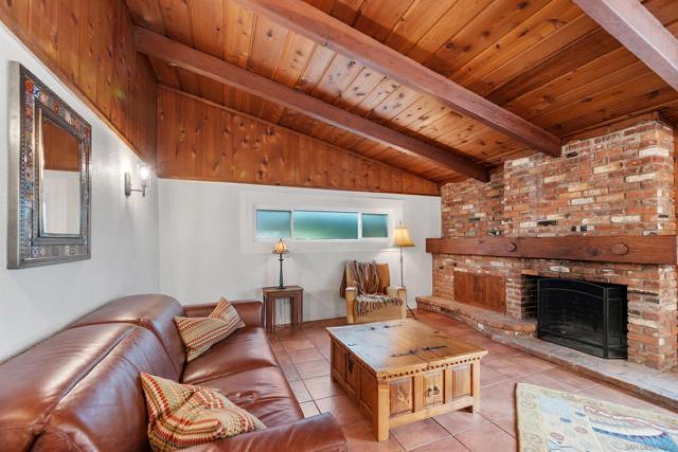 Escondido, San Diego, 92025, United States, 3 Bedrooms Bedrooms, ,3 BathroomsBathrooms,Residential,For Sale,1858532