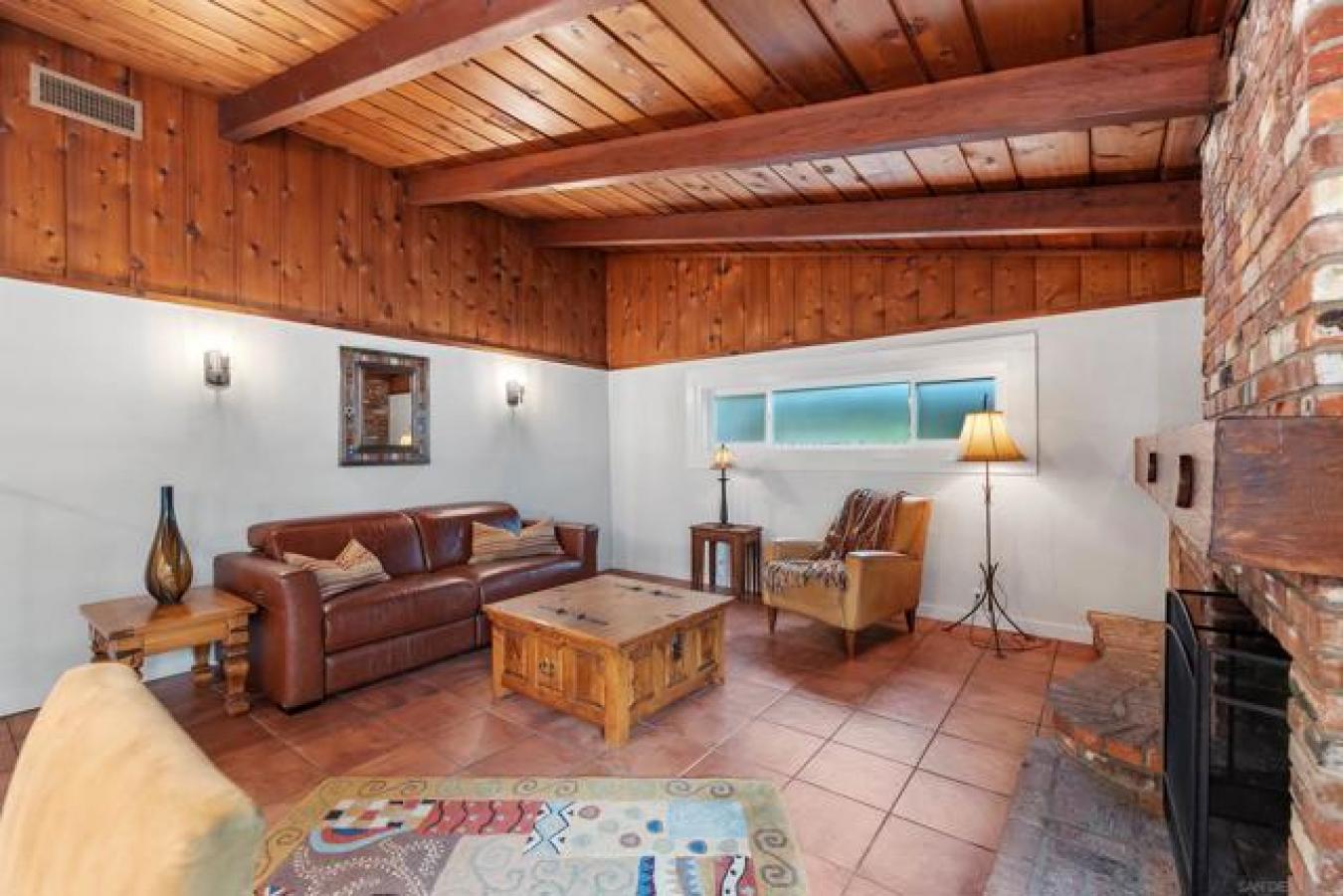 Escondido, San Diego, 92025, United States, 3 Bedrooms Bedrooms, ,3 BathroomsBathrooms,Residential,For Sale,1858532