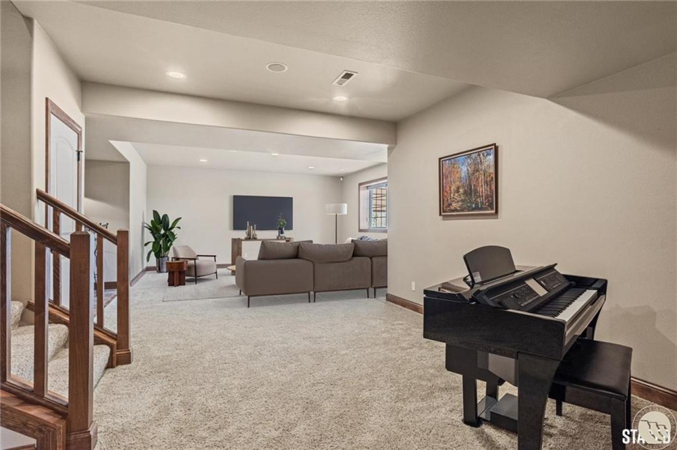 Billings, Montana, 59106, United States, 5 Bedrooms Bedrooms, ,3 BathroomsBathrooms,Residential,For Sale,1858529