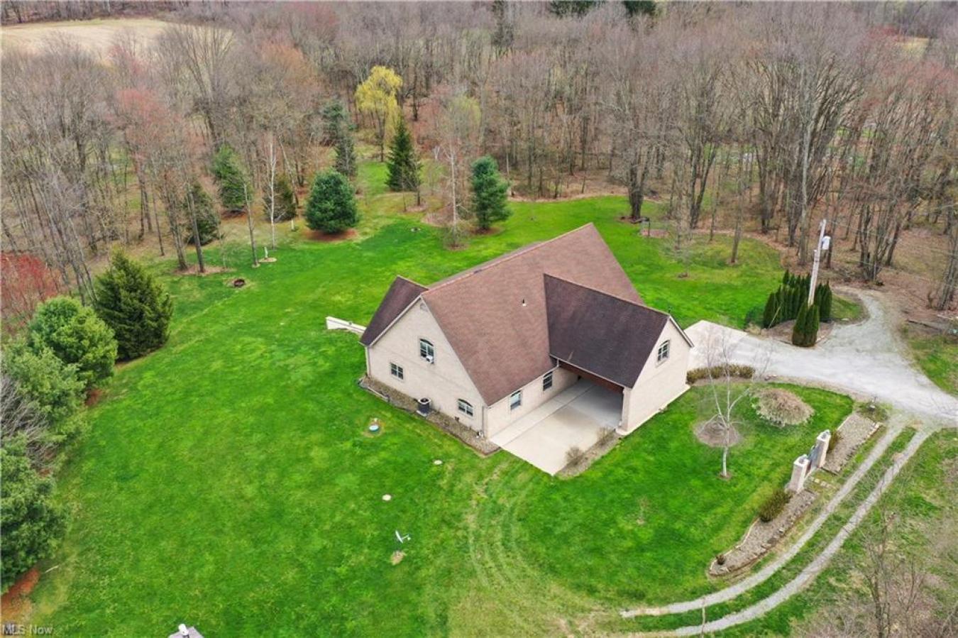 Leetonia, Columbiana, 44431, United States, 4 Bedrooms Bedrooms, ,3 BathroomsBathrooms,Residential,For Sale,1858528