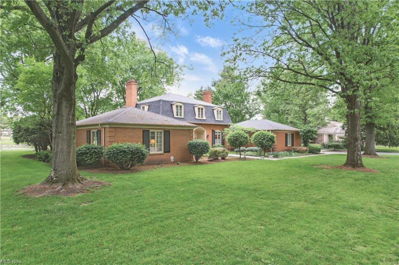 Howland, Trumbull, 44484, United States, 4 Bedrooms Bedrooms, ,3 BathroomsBathrooms,Residential,For Sale,1858527