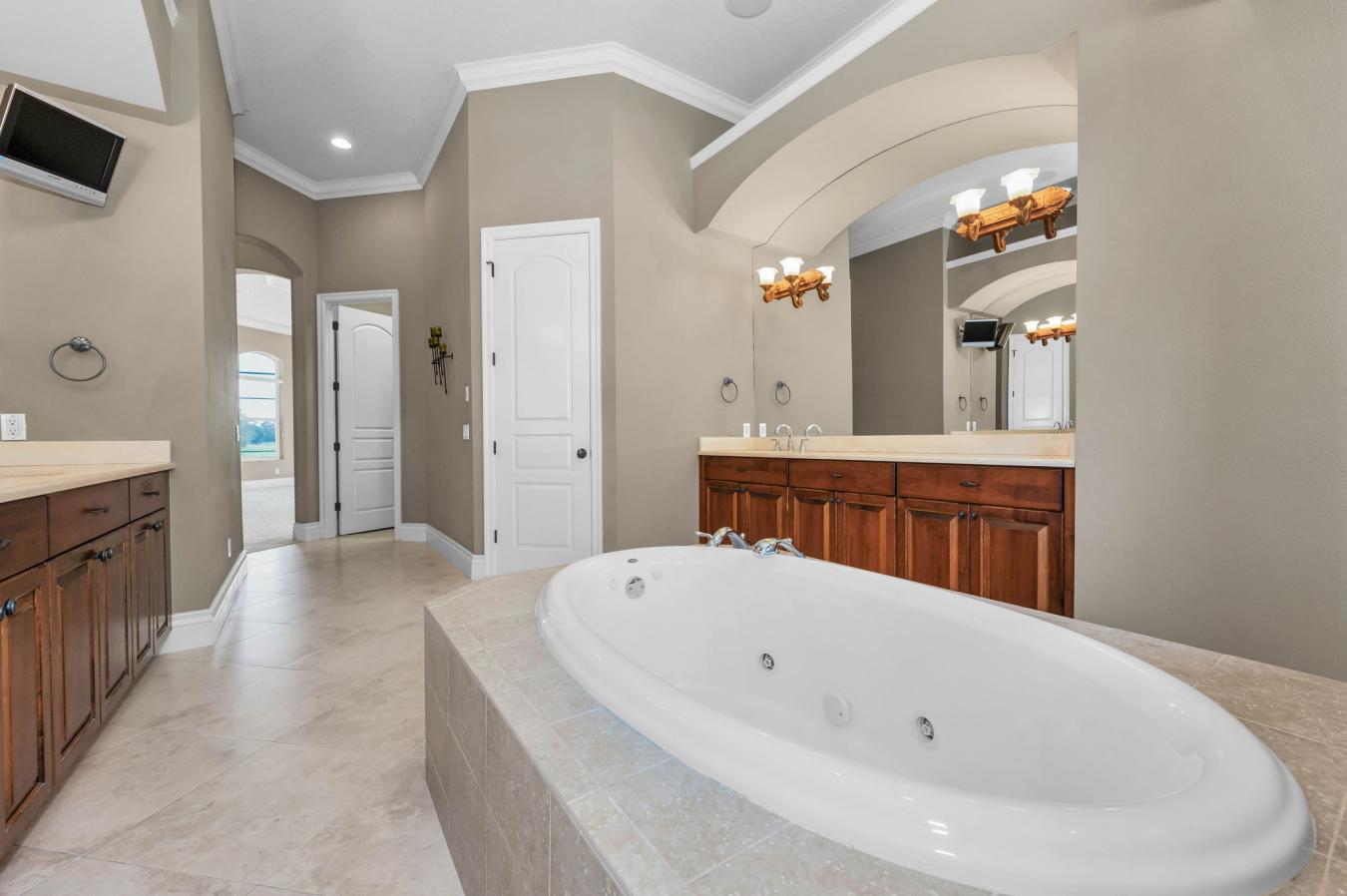 Trinity, Florida, 34655, United States, 4 Bedrooms Bedrooms, ,4 BathroomsBathrooms,Residential,For Sale,1858511