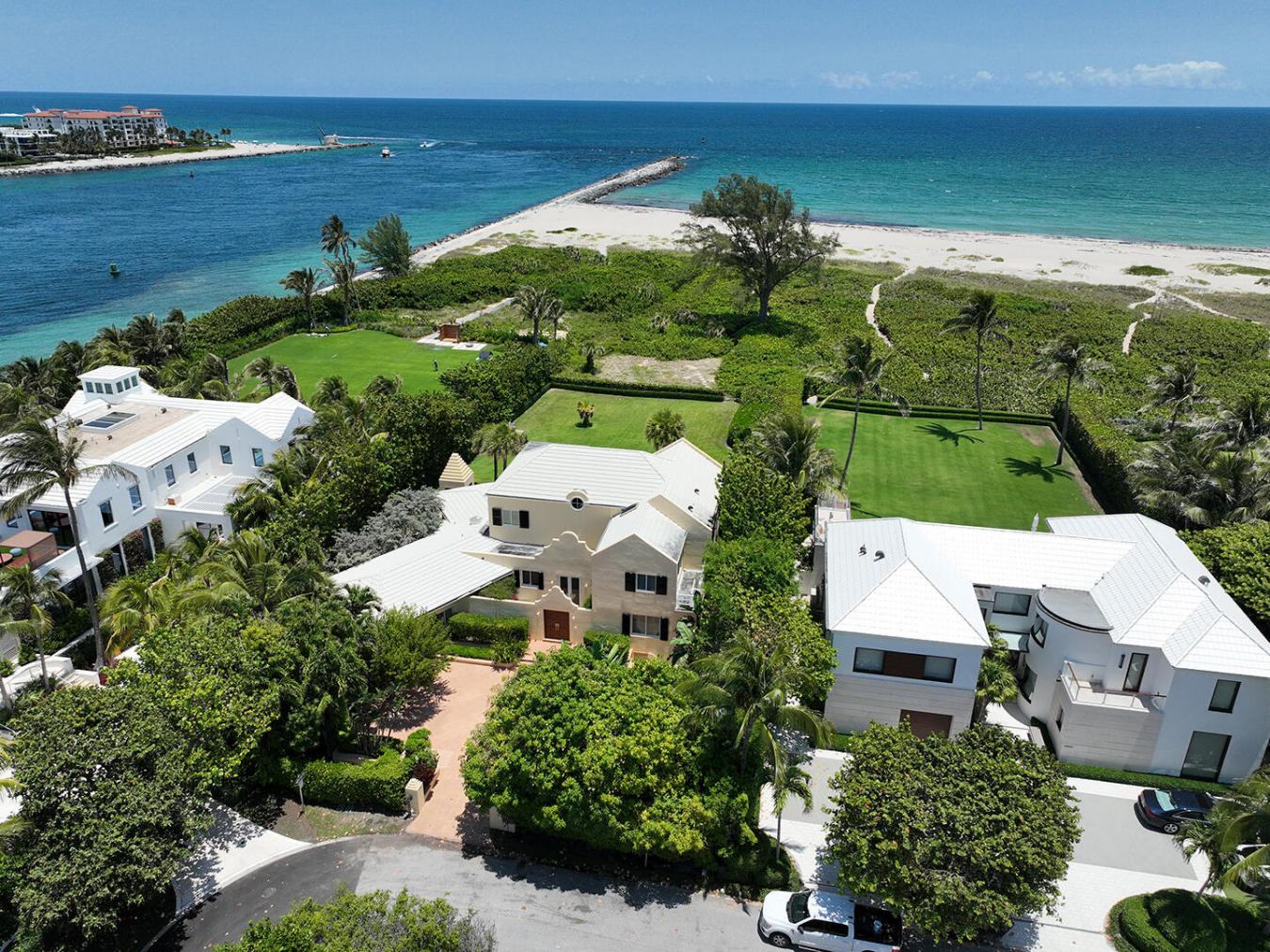 Palm Beach, Florida, 33480, United States, 6 Bedrooms Bedrooms, ,7 BathroomsBathrooms,Residential,For Sale,1858510