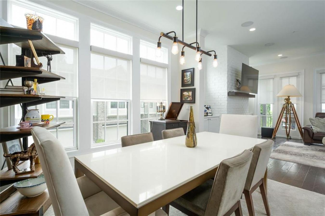 Sandy Springs, Georgia, 30328, United States, 4 Bedrooms Bedrooms, ,4 BathroomsBathrooms,Residential,For Sale,1858493