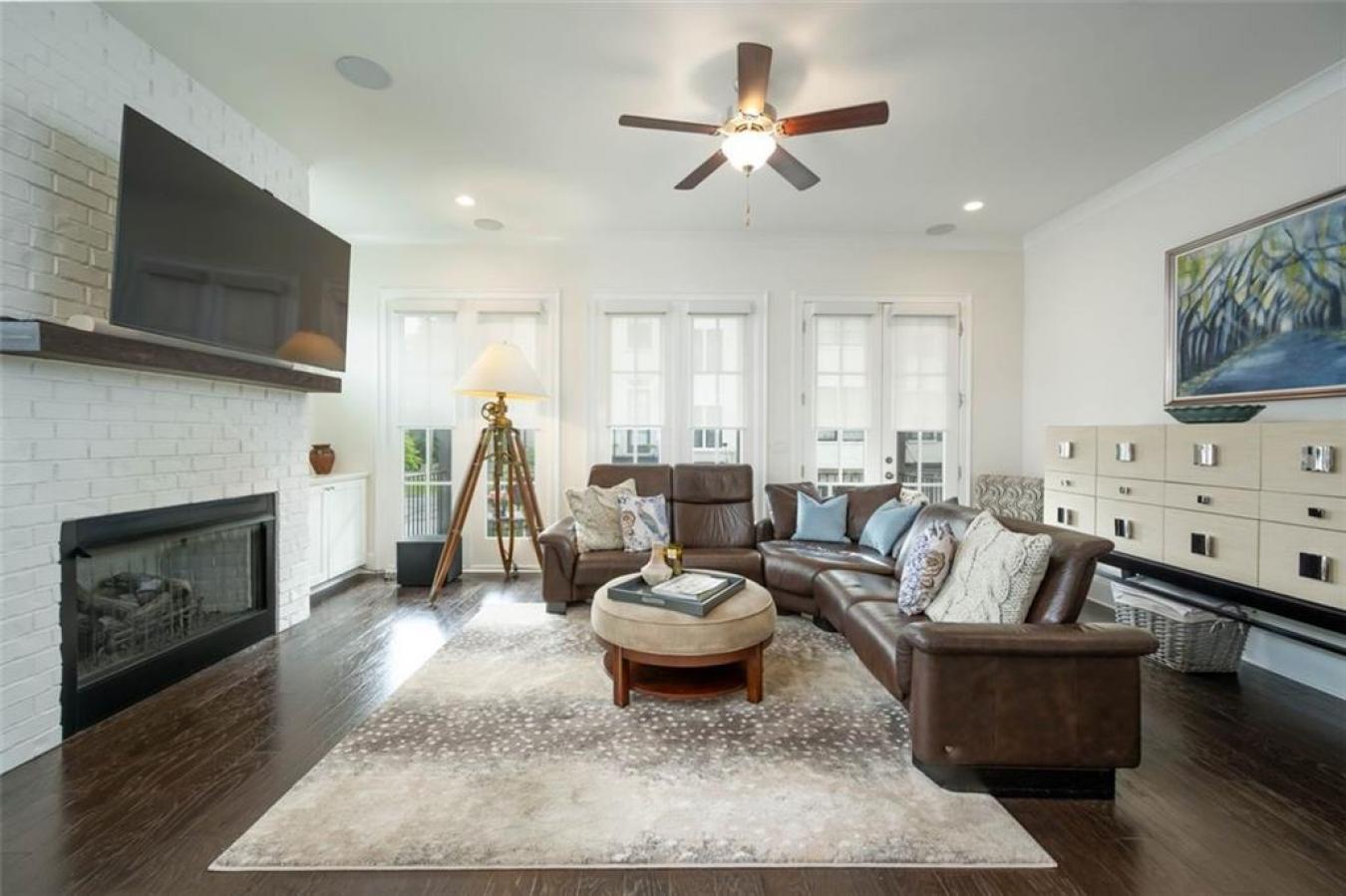 Sandy Springs, Georgia, 30328, United States, 4 Bedrooms Bedrooms, ,4 BathroomsBathrooms,Residential,For Sale,1858493