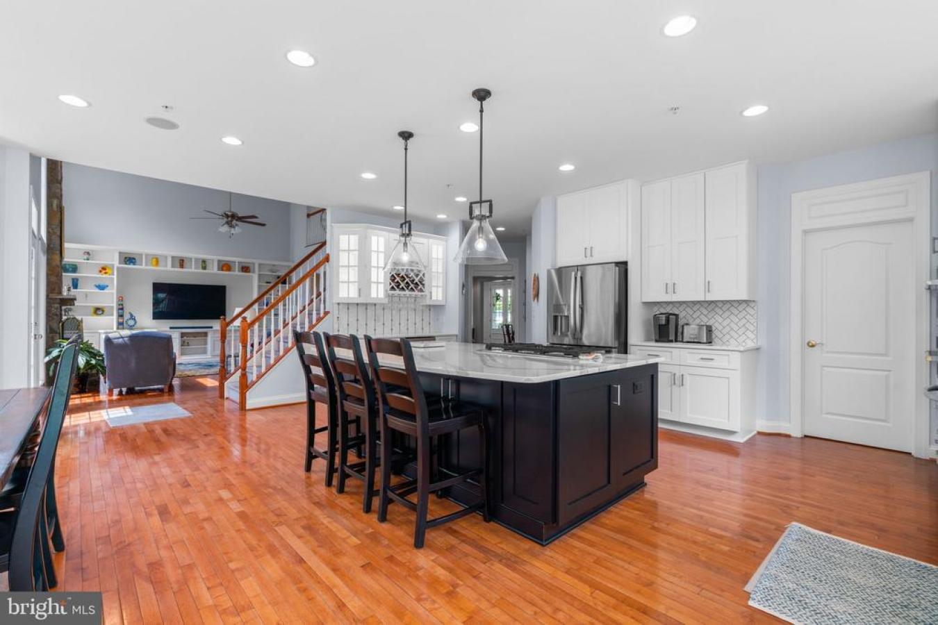 SANDY SPRING, Maryland, 20860, United States, 5 Bedrooms Bedrooms, ,4 BathroomsBathrooms,Residential,For Sale,1858490