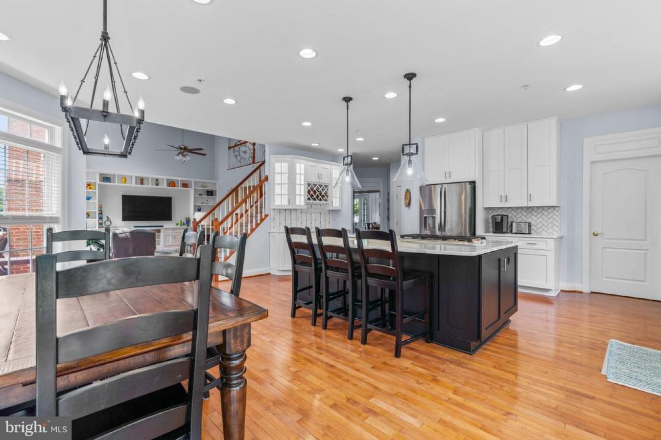 SANDY SPRING, Maryland, 20860, United States, 5 Bedrooms Bedrooms, ,4 BathroomsBathrooms,Residential,For Sale,1858490