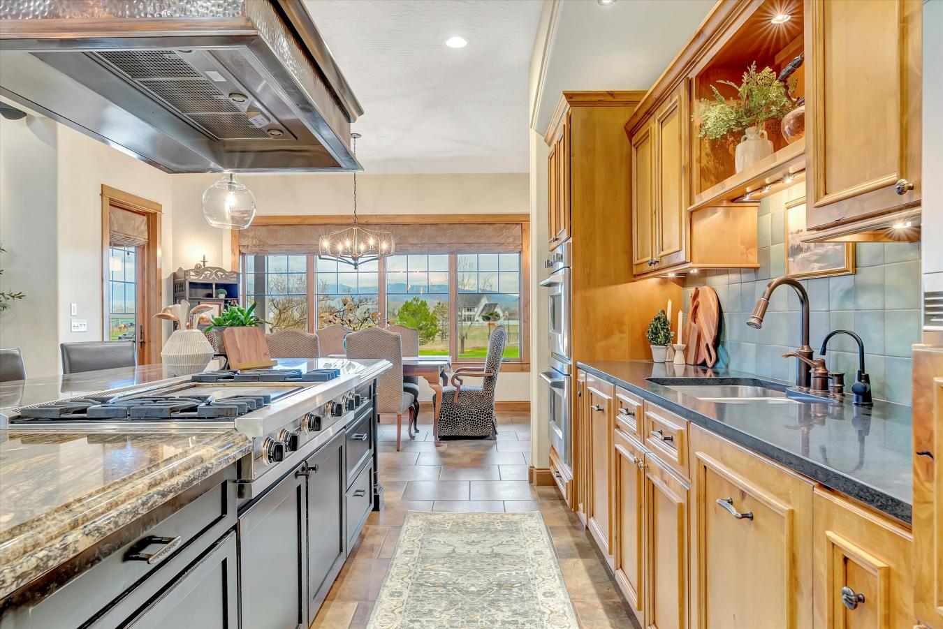 Missoula, Missoula, 59804, United States, 6 Bedrooms Bedrooms, ,5 BathroomsBathrooms,Residential,For Sale,1858483