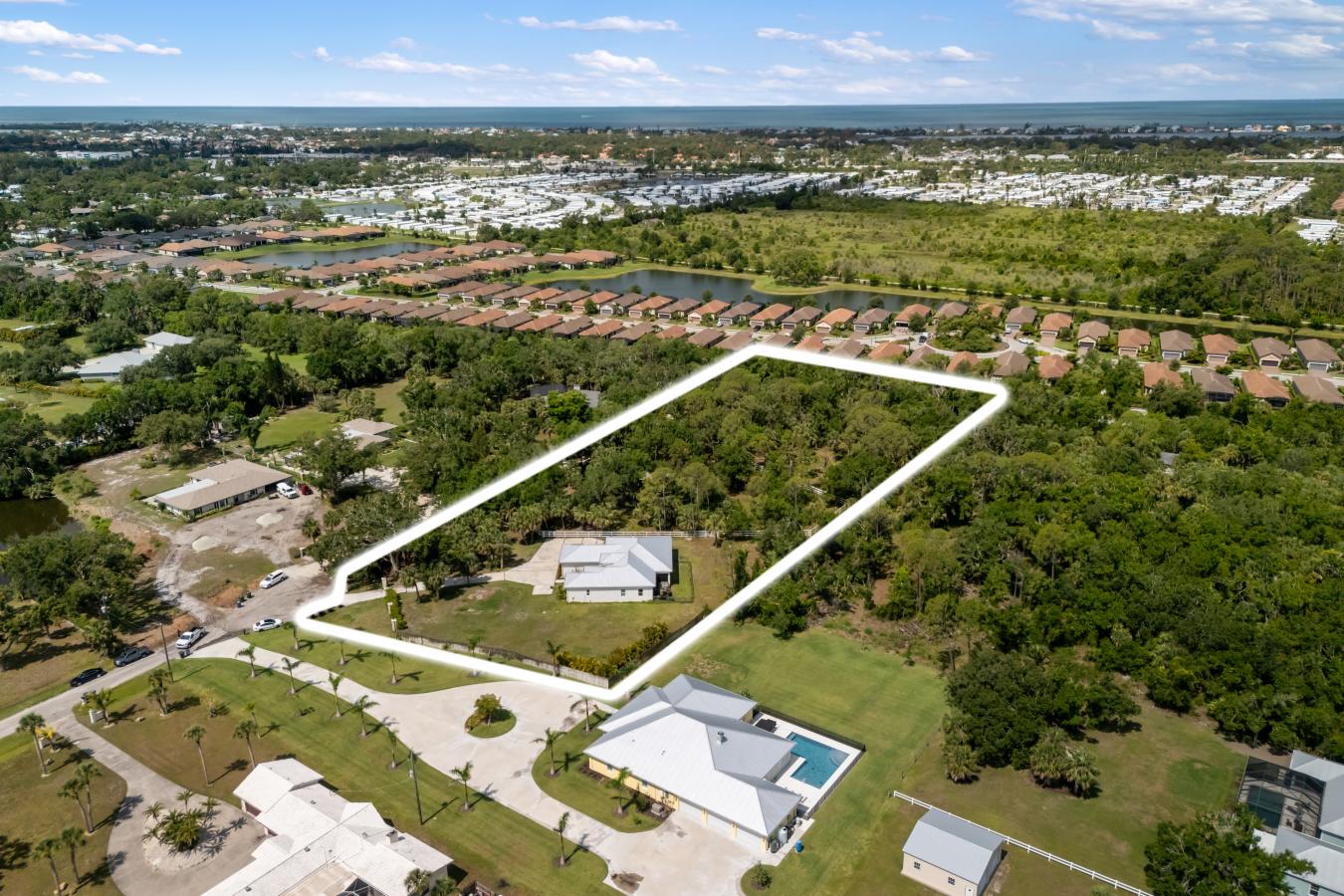 Nokomis, Sarasota, 34275, United States, 3 Bedrooms Bedrooms, ,3 BathroomsBathrooms,Residential,For Sale,1858472