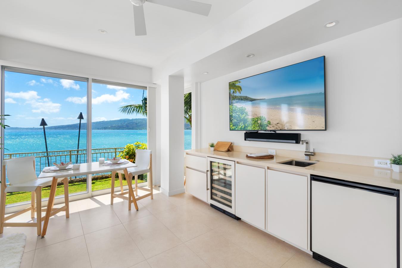 Honolulu, Hawaii, 96825, United States, 7 Bedrooms Bedrooms, ,6 BathroomsBathrooms,Residential,For Sale,1858470