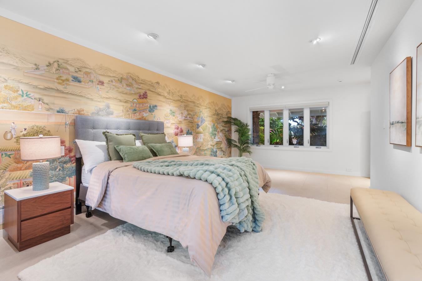 Honolulu, Hawaii, 96825, United States, 7 Bedrooms Bedrooms, ,6 BathroomsBathrooms,Residential,For Sale,1858470