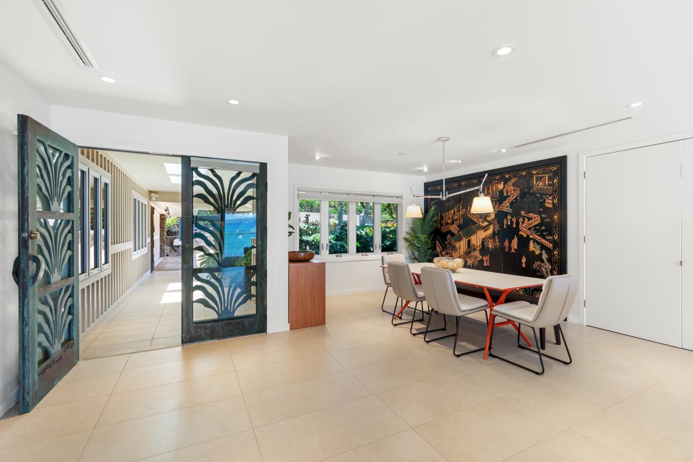 Honolulu, Hawaii, 96825, United States, 7 Bedrooms Bedrooms, ,6 BathroomsBathrooms,Residential,For Sale,1858470
