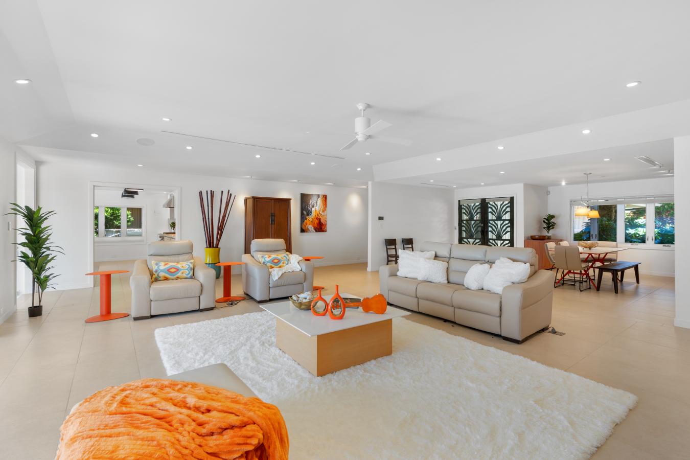 Honolulu, Hawaii, 96825, United States, 7 Bedrooms Bedrooms, ,6 BathroomsBathrooms,Residential,For Sale,1858470
