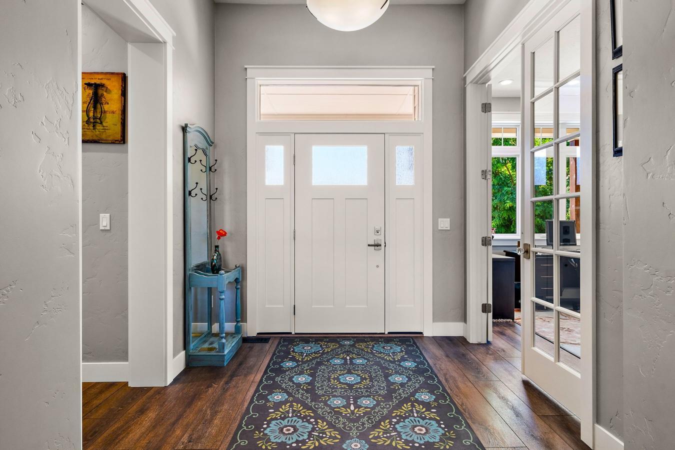 Horseshoe Bend, Idaho, 83629, United States, 3 Bedrooms Bedrooms, ,4 BathroomsBathrooms,Residential,For Sale,1858466