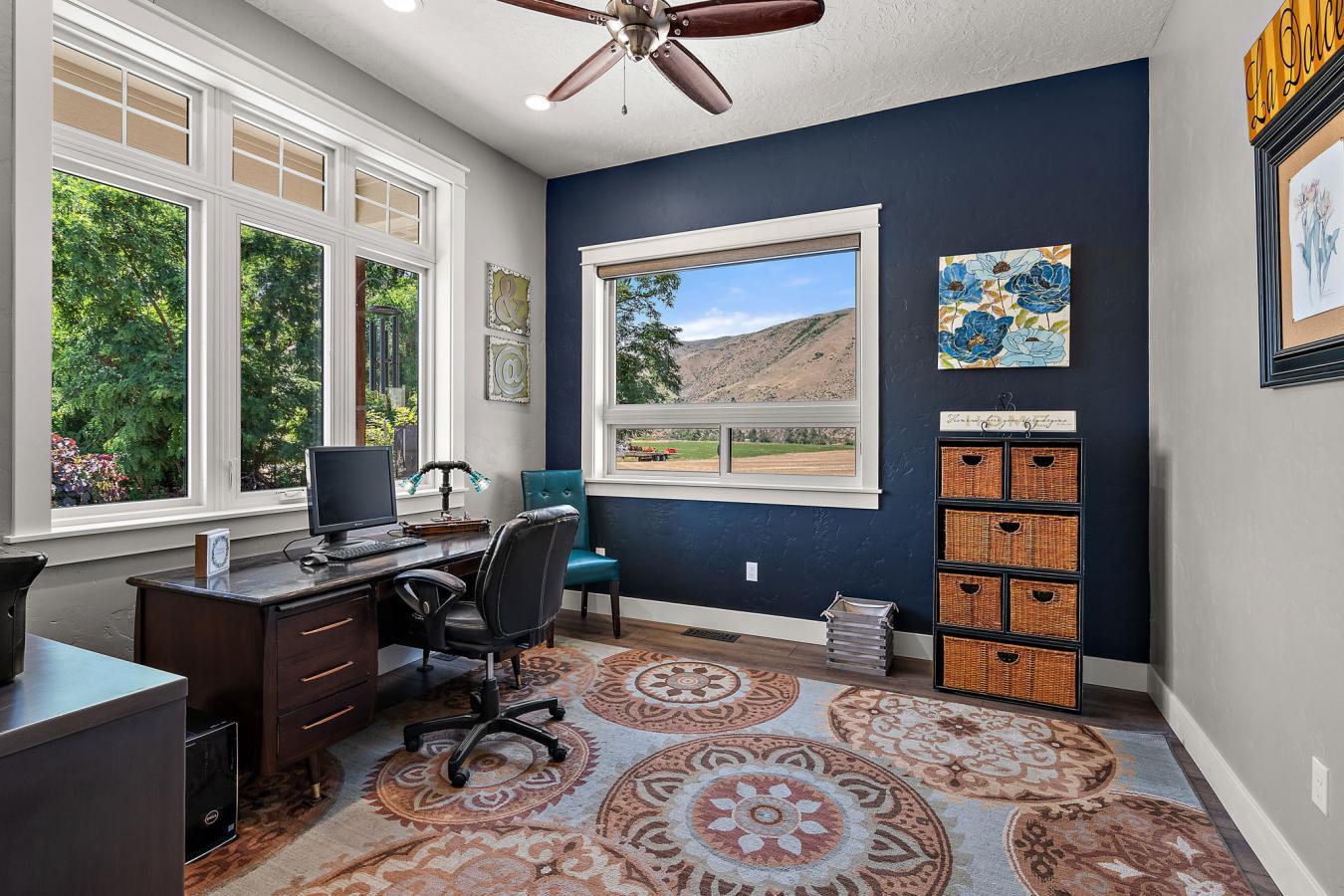 Horseshoe Bend, Idaho, 83629, United States, 3 Bedrooms Bedrooms, ,4 BathroomsBathrooms,Residential,For Sale,1858466