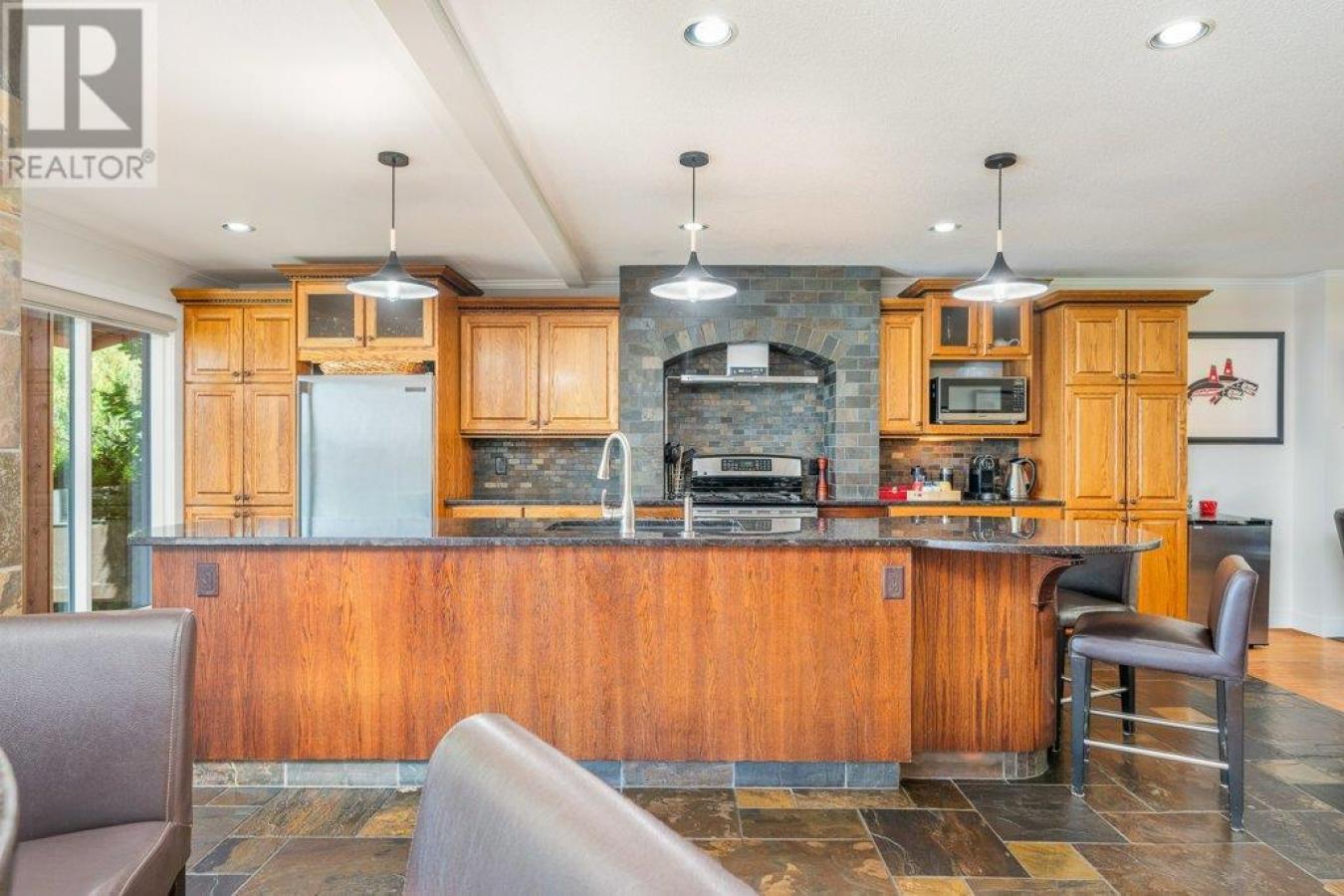 Lake Country, BC, V4V1C9, Canada, 6 Bedrooms Bedrooms, ,Residential,For Sale,1858465 Lake Country, BC, V4V1C9, Canada, 6 Bedrooms Bedrooms, ,Residential,For Sale,1858465