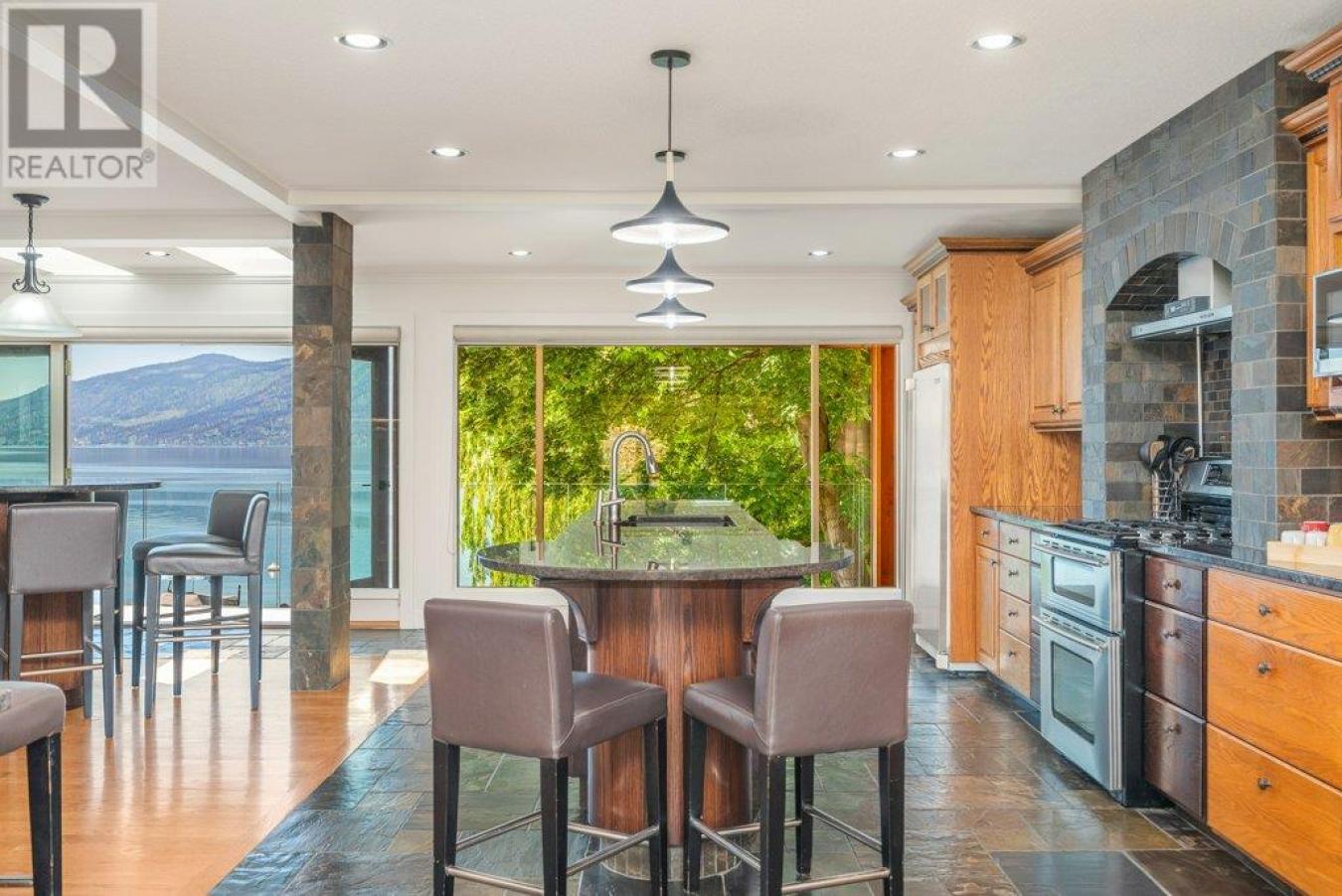 Lake Country, BC, V4V1C9, Canada, 6 Bedrooms Bedrooms, ,Residential,For Sale,1858465 Lake Country, BC, V4V1C9, Canada, 6 Bedrooms Bedrooms, ,Residential,For Sale,1858465