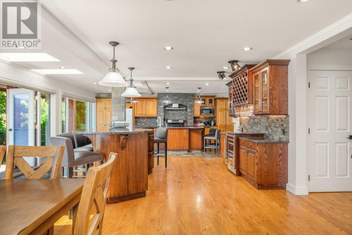 Lake Country, BC, V4V1C9, Canada, 6 Bedrooms Bedrooms, ,Residential,For Sale,1858465 Lake Country, BC, V4V1C9, Canada, 6 Bedrooms Bedrooms, ,Residential,For Sale,1858465