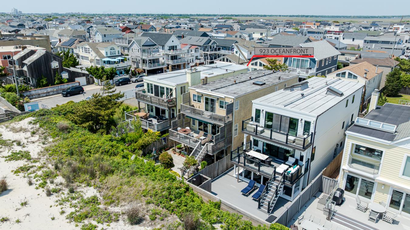 Long Beach, Nassau, 11561, United States, 6 Bedrooms Bedrooms, ,4 BathroomsBathrooms,Residential,For Sale,1858463