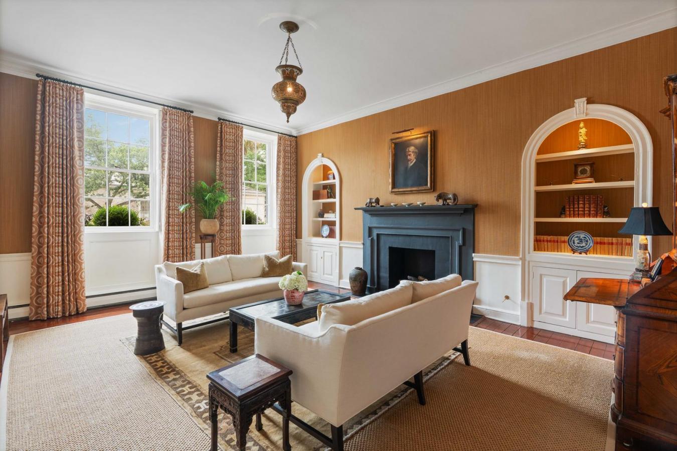 Charleston, South Carolina, 29401, United States, 5 Bedrooms Bedrooms, ,5 BathroomsBathrooms,Residential,For Sale,1858462