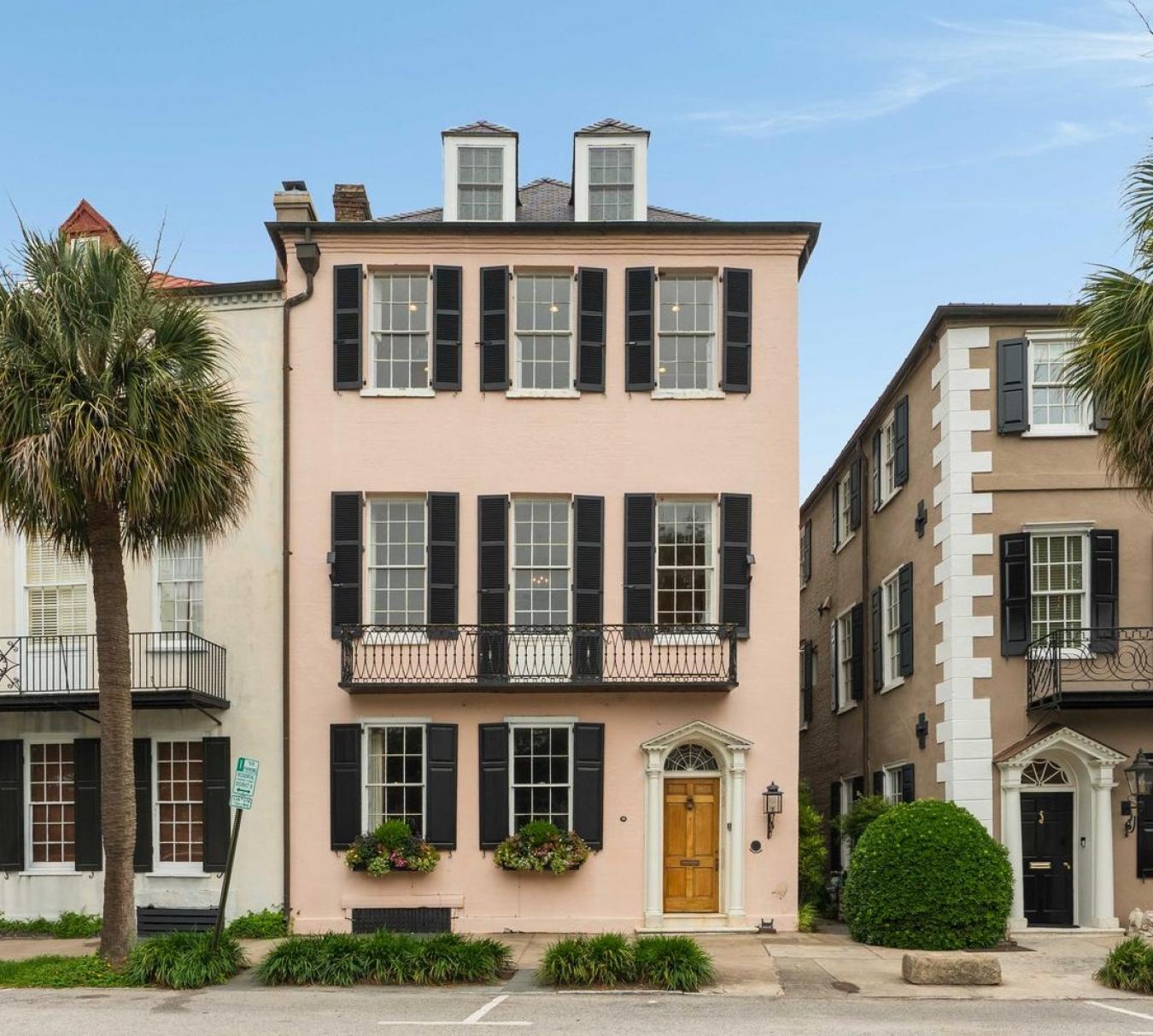 Charleston, South Carolina, 29401, United States, 5 Bedrooms Bedrooms, ,5 BathroomsBathrooms,Residential,For Sale,1858462