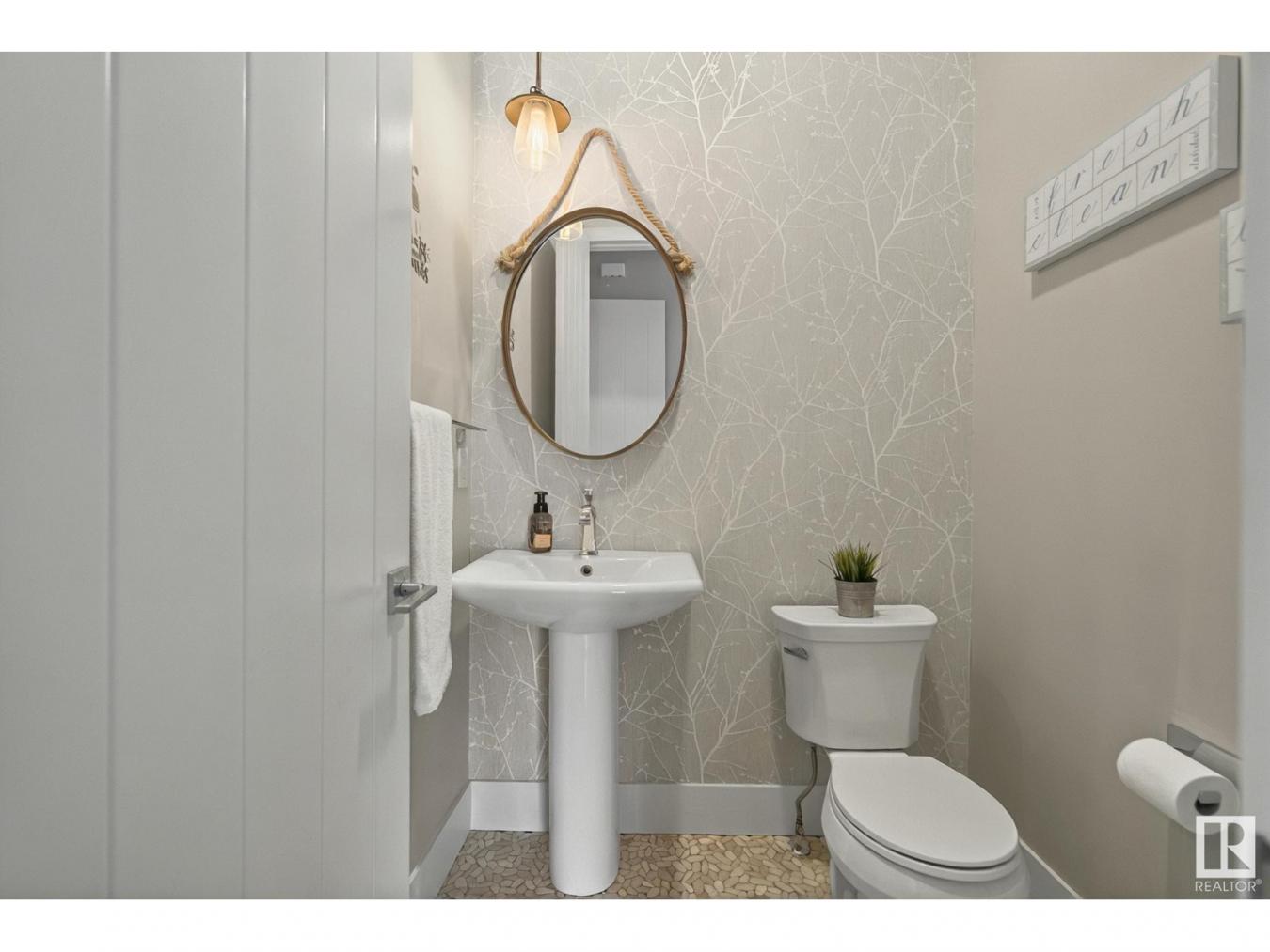 Rural Parkland County, AB, T7Y1A8, Canada, 6 Bedrooms Bedrooms, ,4 BathroomsBathrooms,Residential,For Sale,1858460