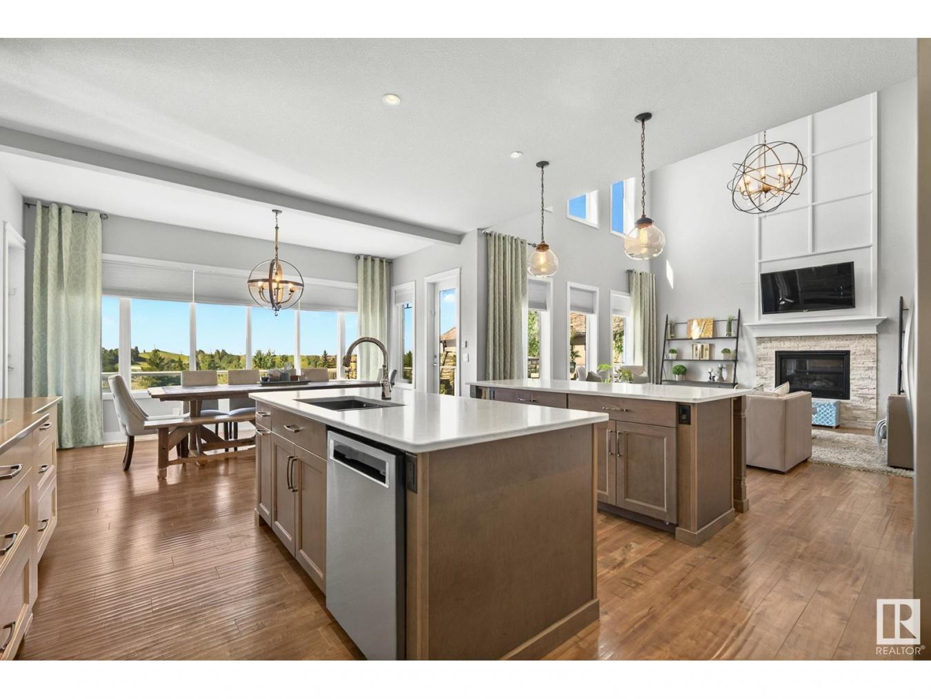 Rural Parkland County, AB, T7Y1A8, Canada, 6 Bedrooms Bedrooms, ,4 BathroomsBathrooms,Residential,For Sale,1858460