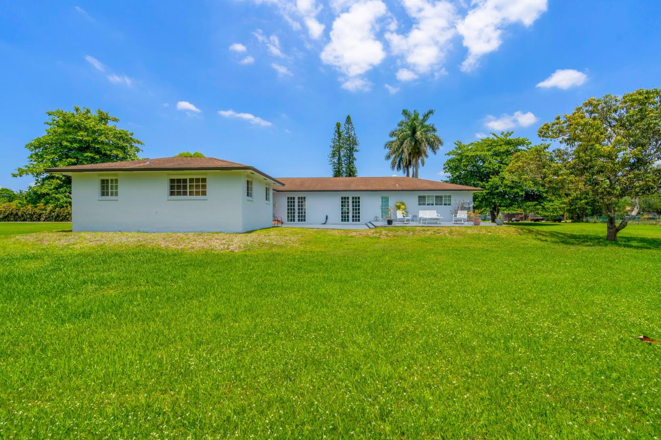 Southwest Ranches, Florida, 33331, United States, 7 Bedrooms Bedrooms, ,4 BathroomsBathrooms,Residential,For Sale,1858459