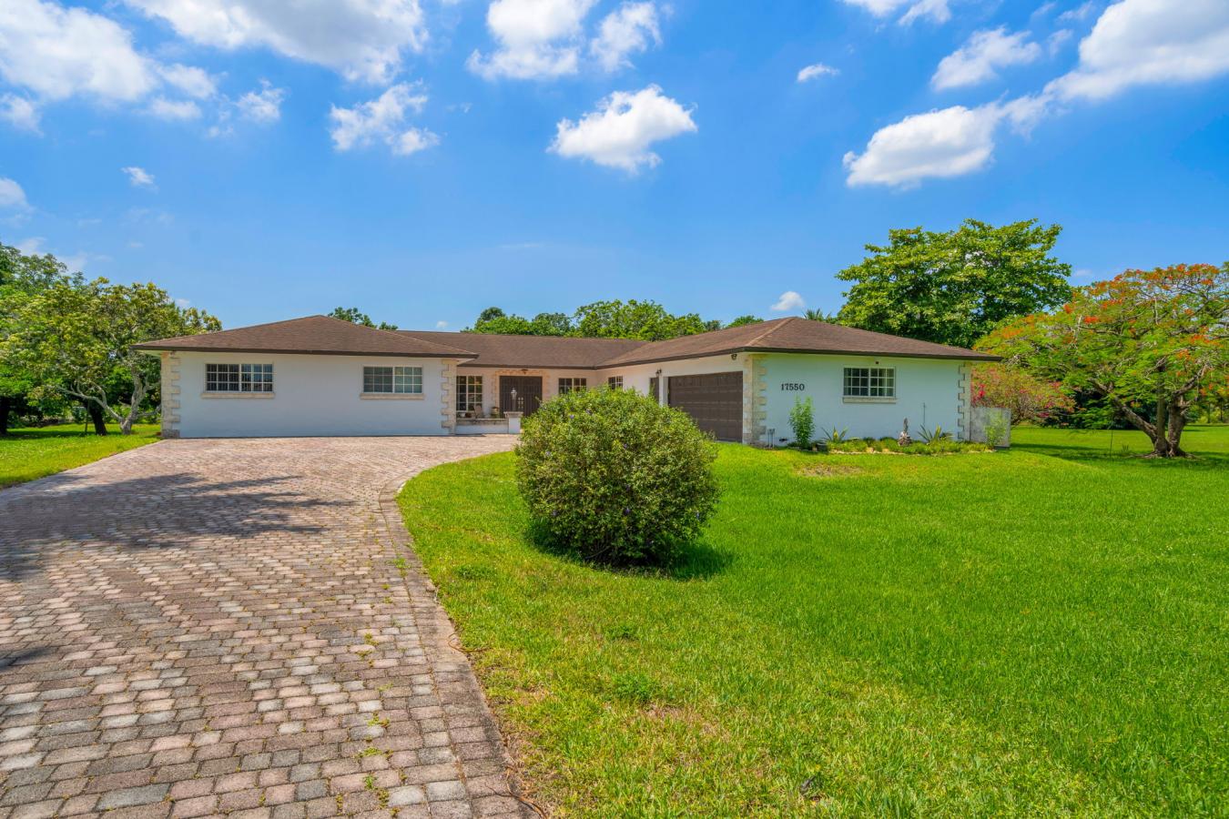 Southwest Ranches, Florida, 33331, United States, 7 Bedrooms Bedrooms, ,4 BathroomsBathrooms,Residential,For Sale,1858459