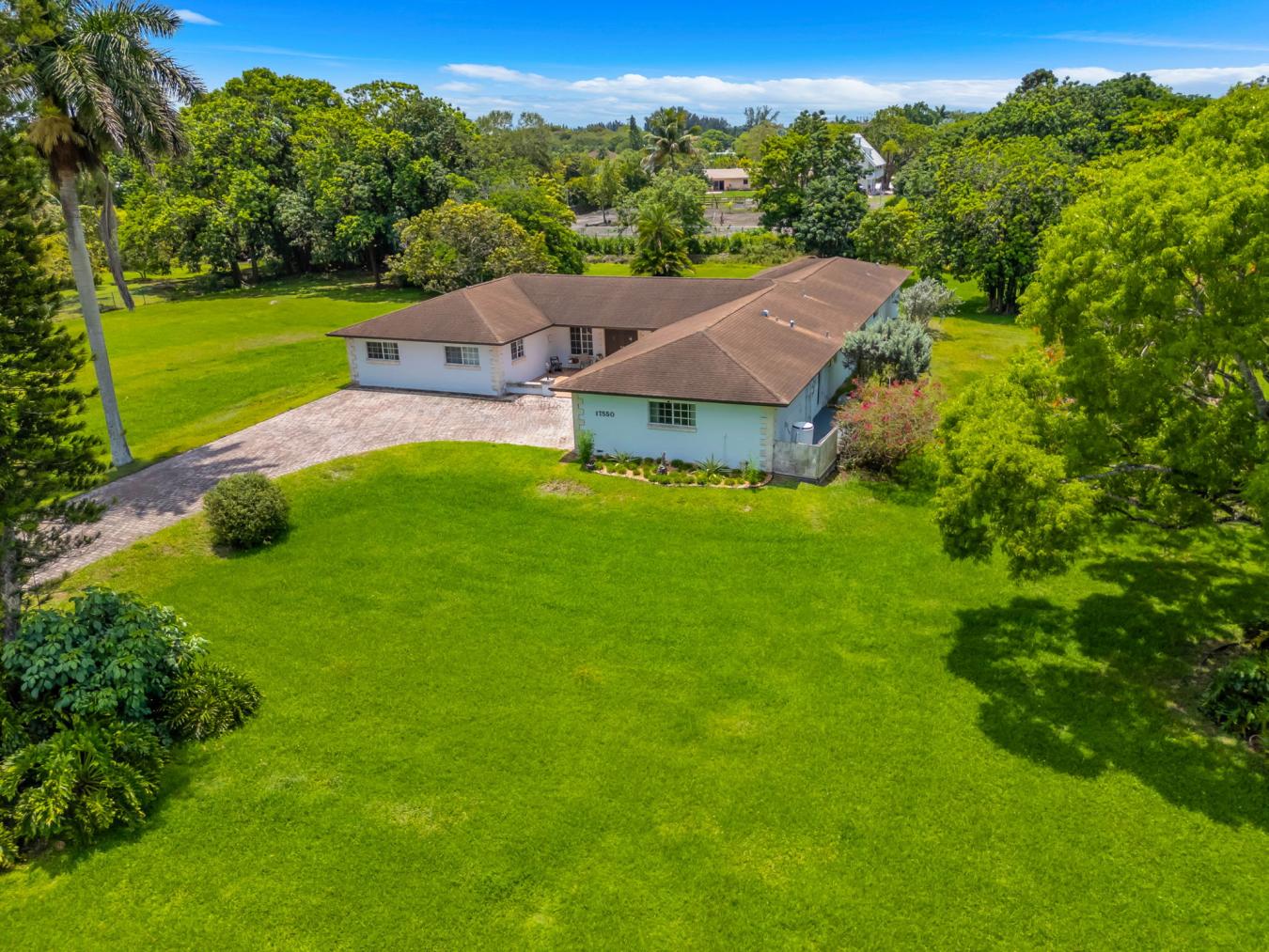 Southwest Ranches, Florida, 33331, United States, 7 Bedrooms Bedrooms, ,4 BathroomsBathrooms,Residential,For Sale,1858459