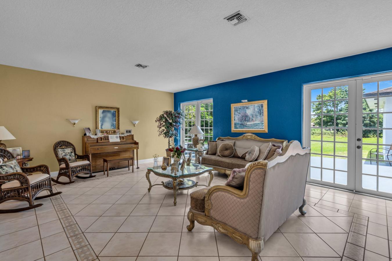 Southwest Ranches, Florida, 33331, United States, 7 Bedrooms Bedrooms, ,4 BathroomsBathrooms,Residential,For Sale,1858459