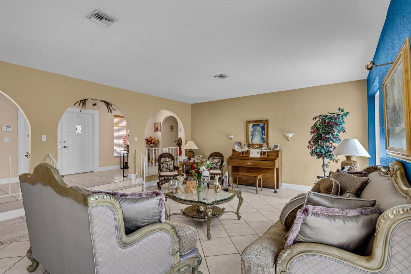 Southwest Ranches, Florida, 33331, United States, 7 Bedrooms Bedrooms, ,4 BathroomsBathrooms,Residential,For Sale,1858459