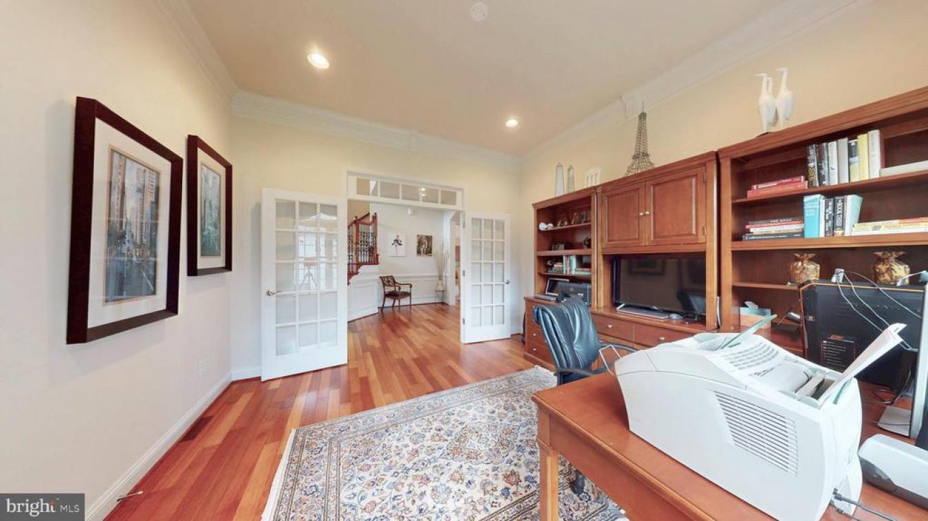 Vienna, Virginia, 22181, United States, 7 Bedrooms Bedrooms, ,5 BathroomsBathrooms,Residential,For Sale,1859250