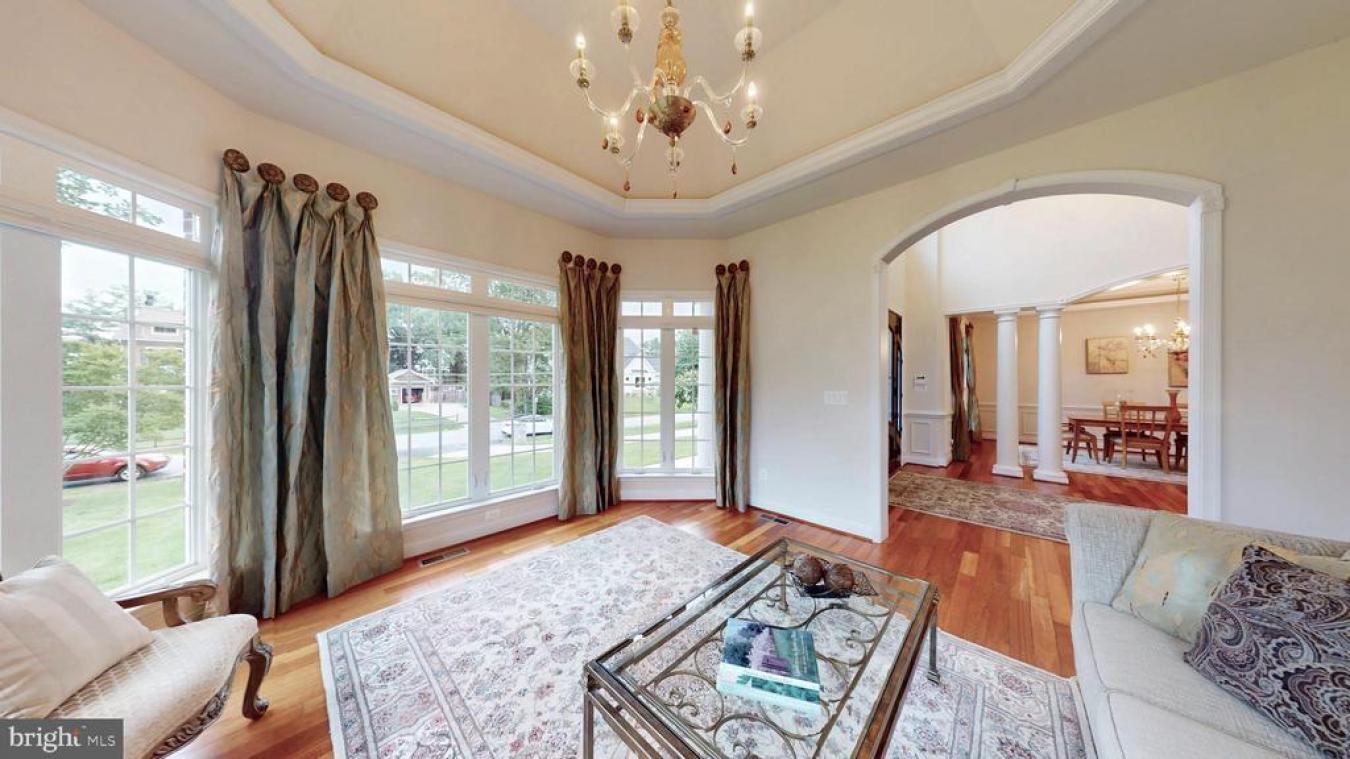 Vienna, Virginia, 22181, United States, 7 Bedrooms Bedrooms, ,5 BathroomsBathrooms,Residential,For Sale,1859250