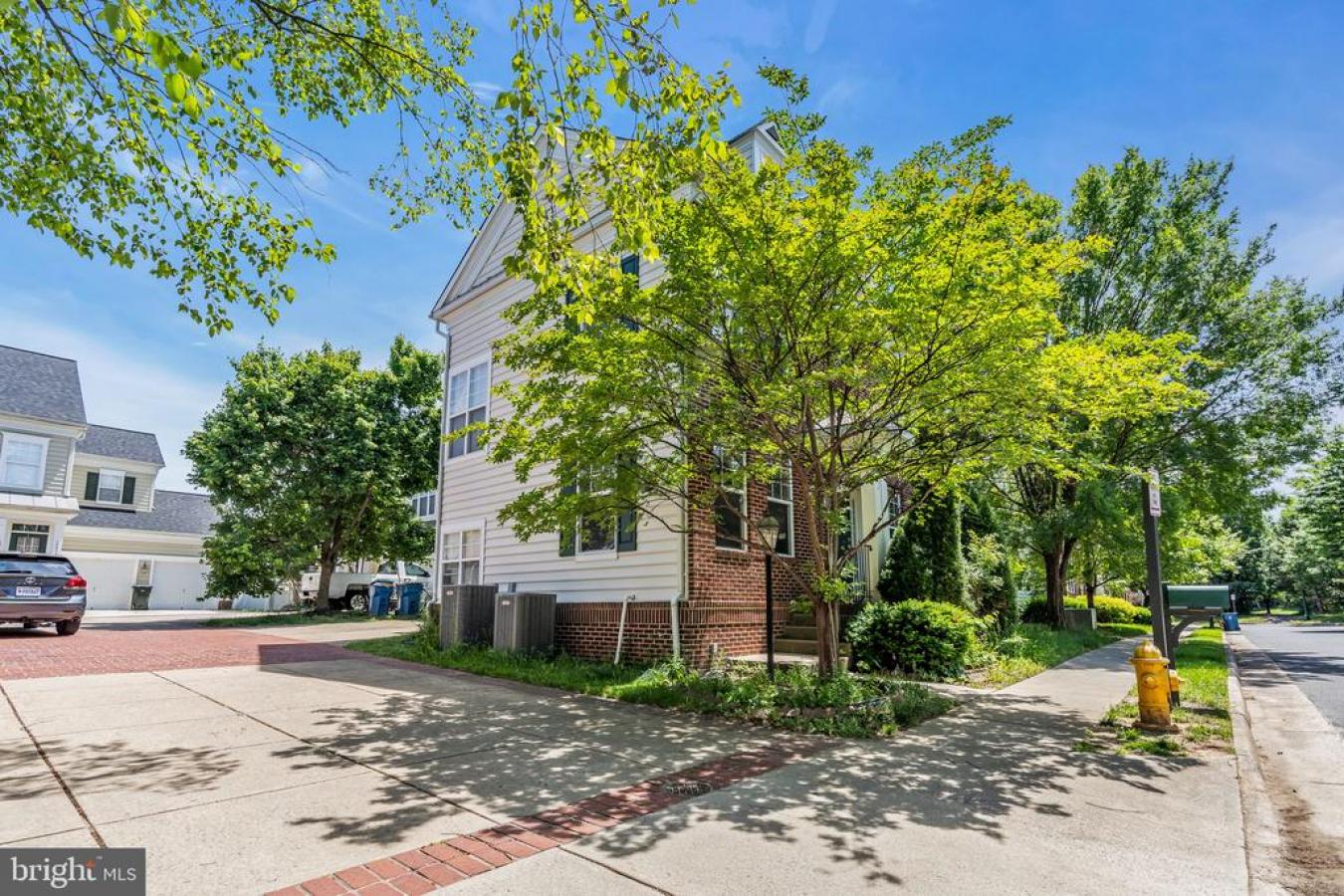 BRISTOW, Virginia, 20136, United States, 5 Bedrooms Bedrooms, ,3 BathroomsBathrooms,Residential,For Sale,1859246