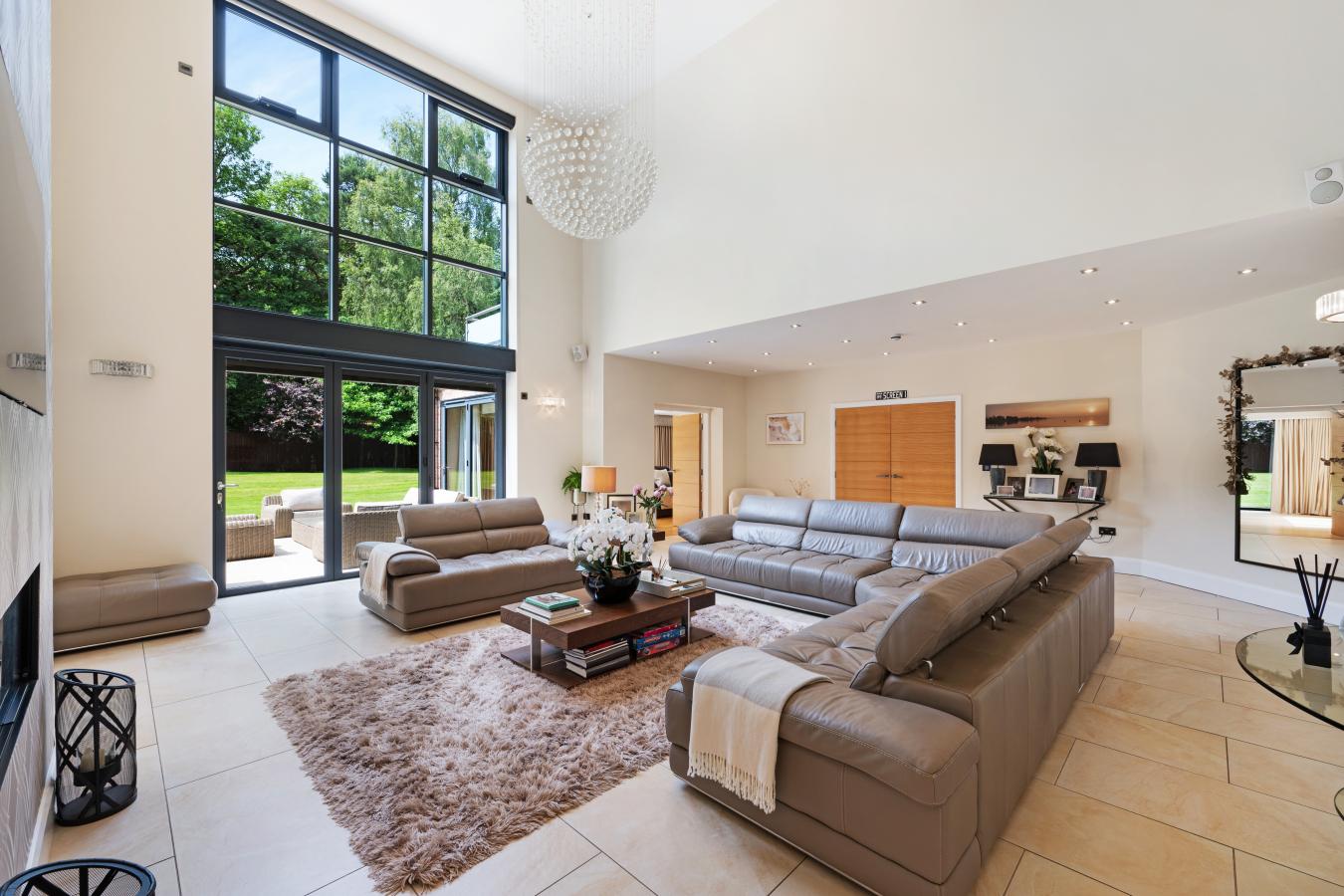 Formby, Merseyside, L37 1LX, United Kingdom, 6 Bedrooms Bedrooms, ,6 BathroomsBathrooms,Residential,For Sale,1859242