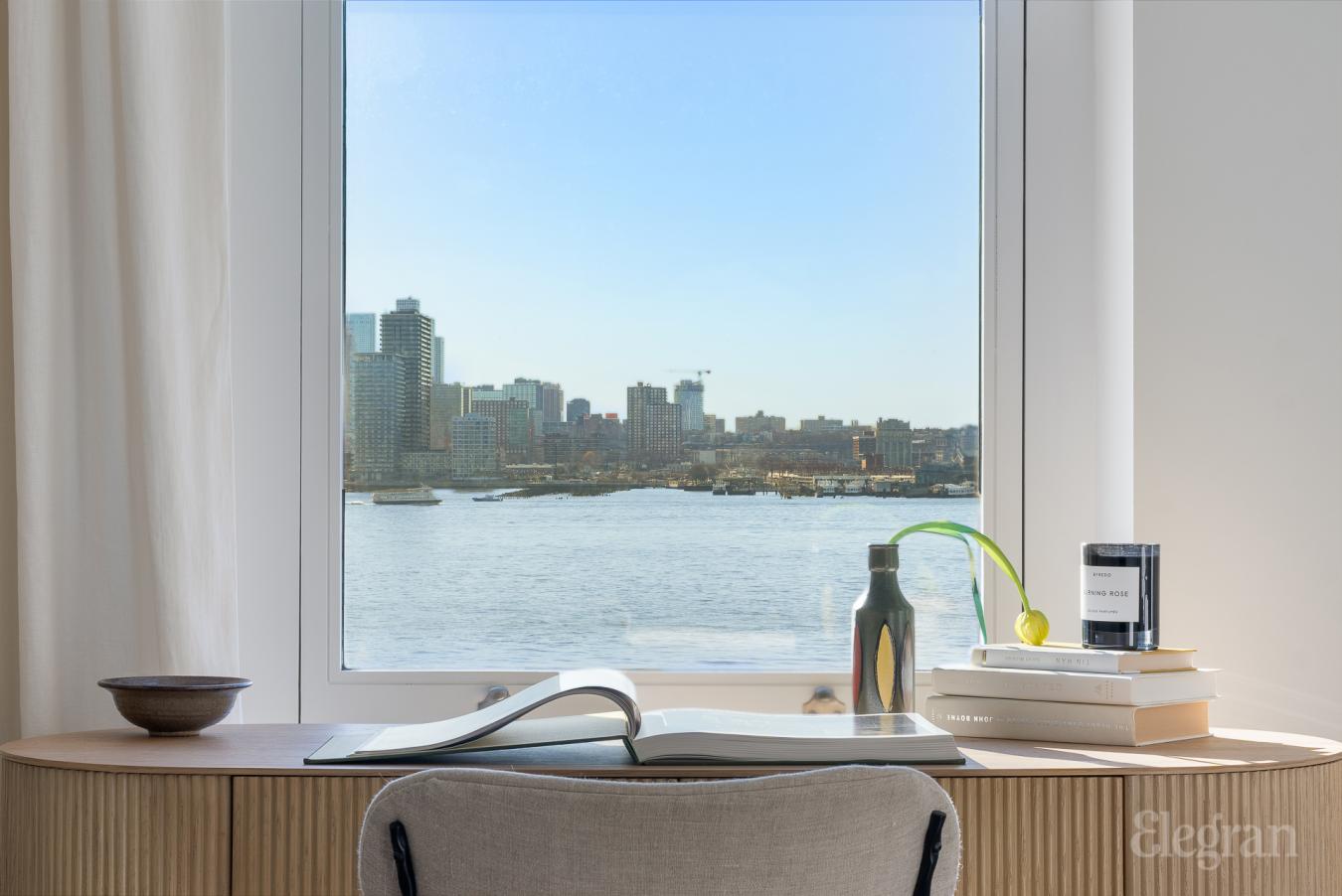 New York, New York, 10014-1015, United States, 3 Bedrooms Bedrooms, ,4 BathroomsBathrooms,Residential,For Sale,1858445