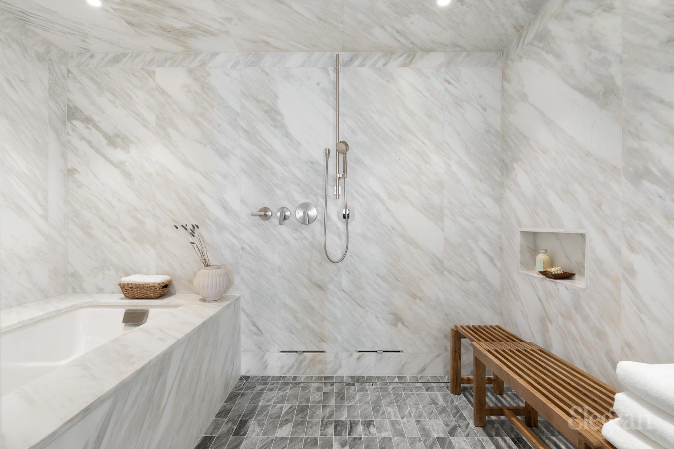 New York, New York, 10014-1015, United States, 3 Bedrooms Bedrooms, ,4 BathroomsBathrooms,Residential,For Sale,1858445