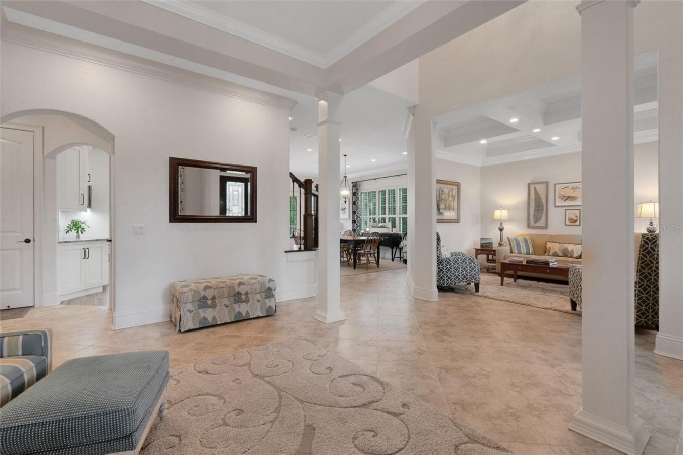 LAKELAND, Florida, 33803, United States, 5 Bedrooms Bedrooms, ,3 BathroomsBathrooms,Residential,For Sale,1859240